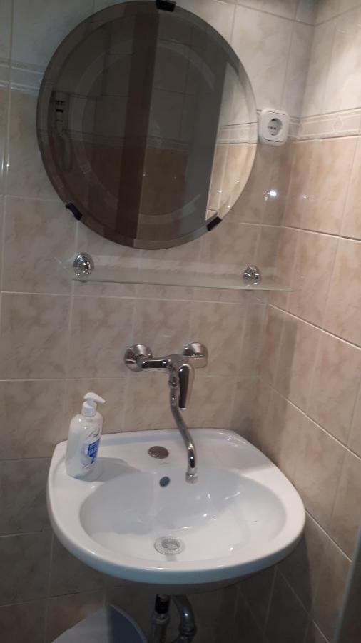 Ferienwohnung Garibaldi Apartman Budapest Exterior foto