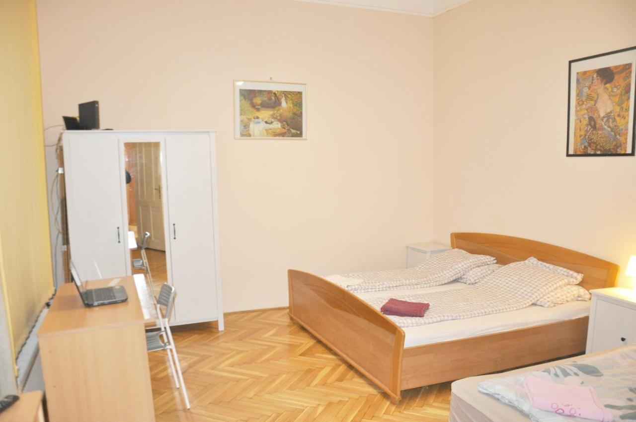 Ferienwohnung Garibaldi Apartman Budapest Exterior foto