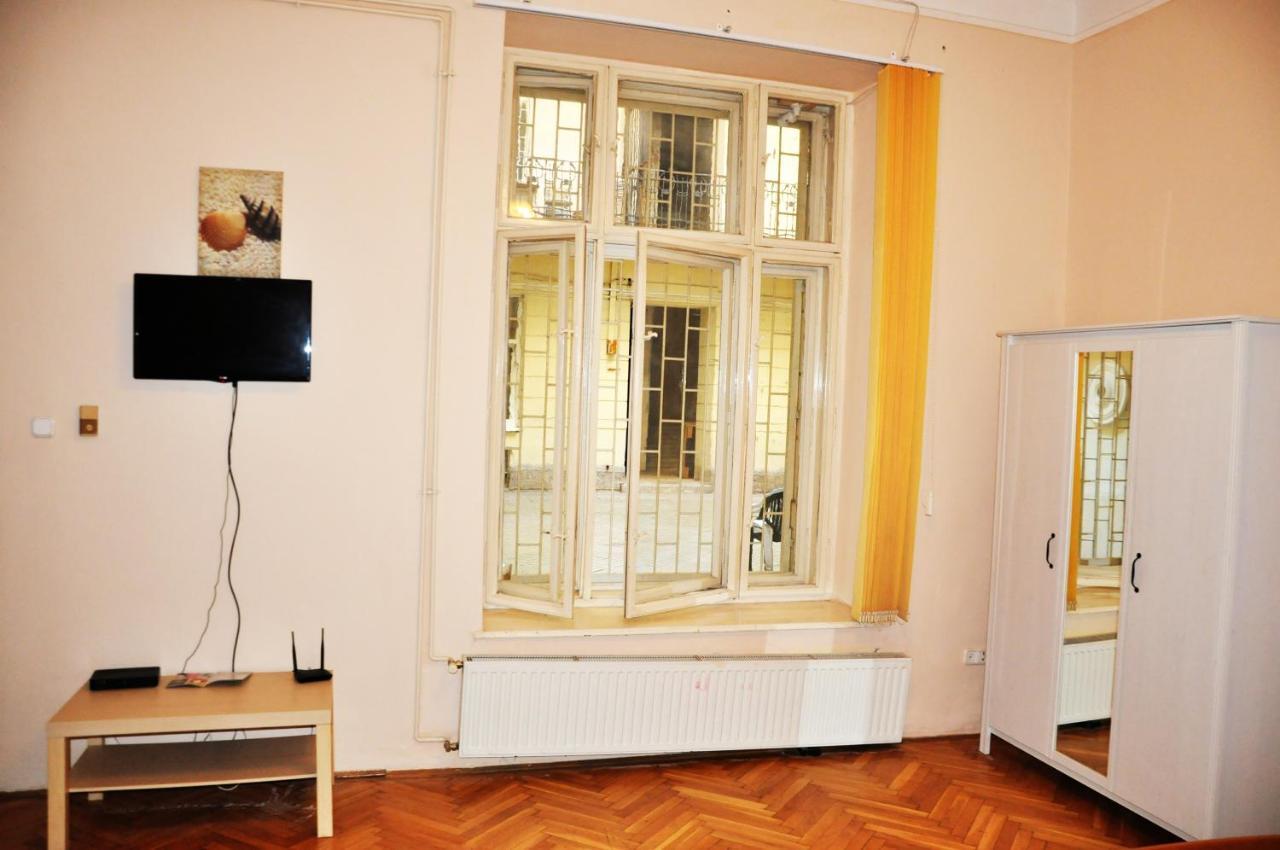 Ferienwohnung Garibaldi Apartman Budapest Exterior foto
